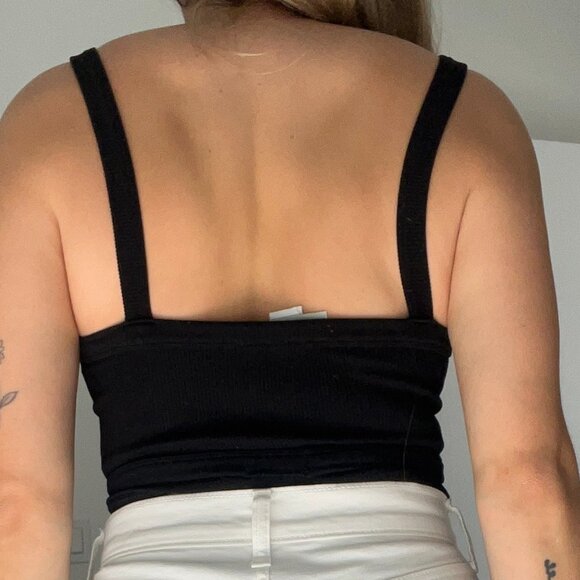 Black Ribbed CropTOP - Picture 3 of 3